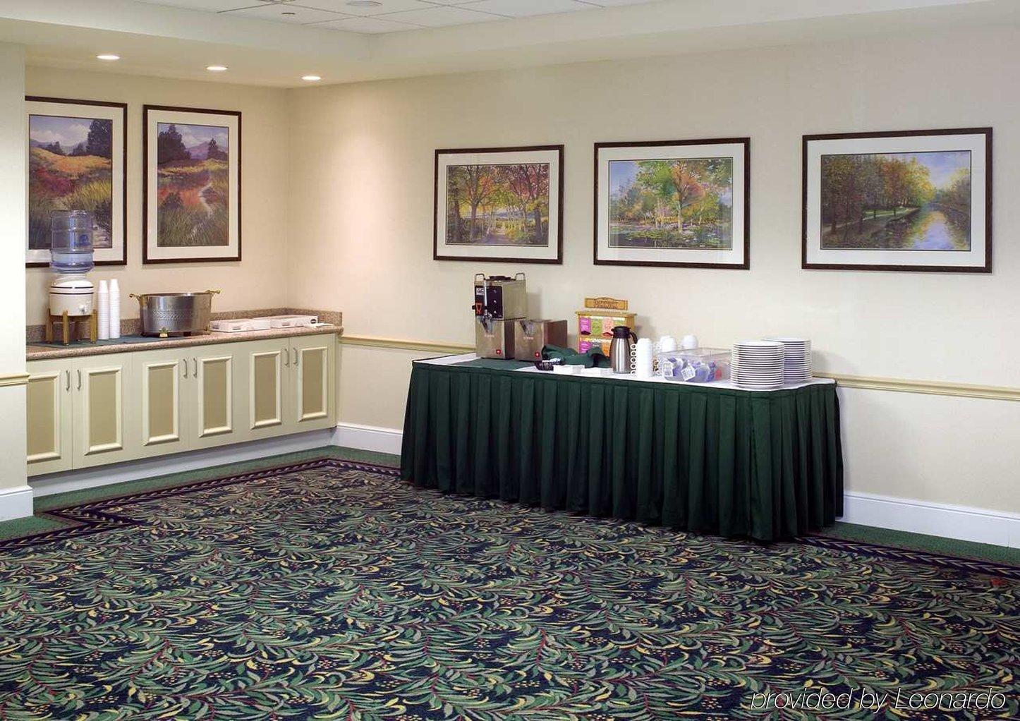 Hilton Garden Inn Bakersfield Restaurang bild